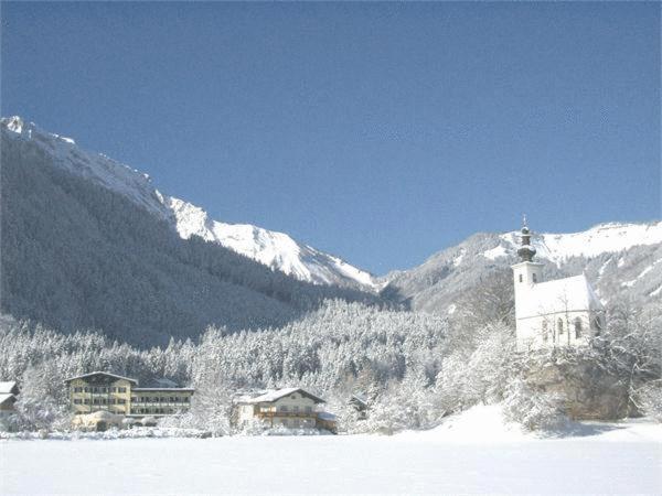 Torrenerhof Hotel Голинг ан дер Залцах Екстериор снимка